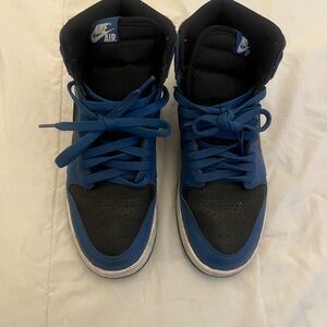 Nike Kids Sneakers in Blue and Black